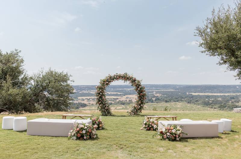 Contigo Ranch Lasting Impressions Award The Styled Challenge Fredericksburg TX Floral Arch Contigo Ranch Lasting Impressions Award The Styled Challenge Fredericksburg TX Floral Arch