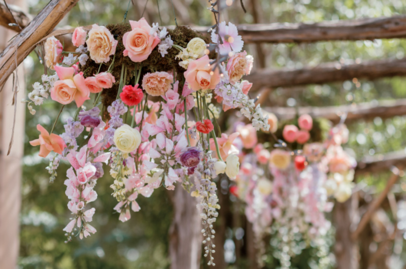 Hoffman Haus Southern Socialite Award The Styled Challenge Fredericksburg TX hanging flowers Hoffman Haus Southern Socialite Award The Styled Challenge Fredericksburg TX hanging flowers