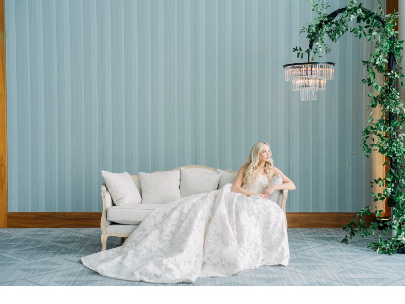 Four Seasons Nashville Couch Four Seasons Nashville Design Award Styled Challenge by Southern Bride cover