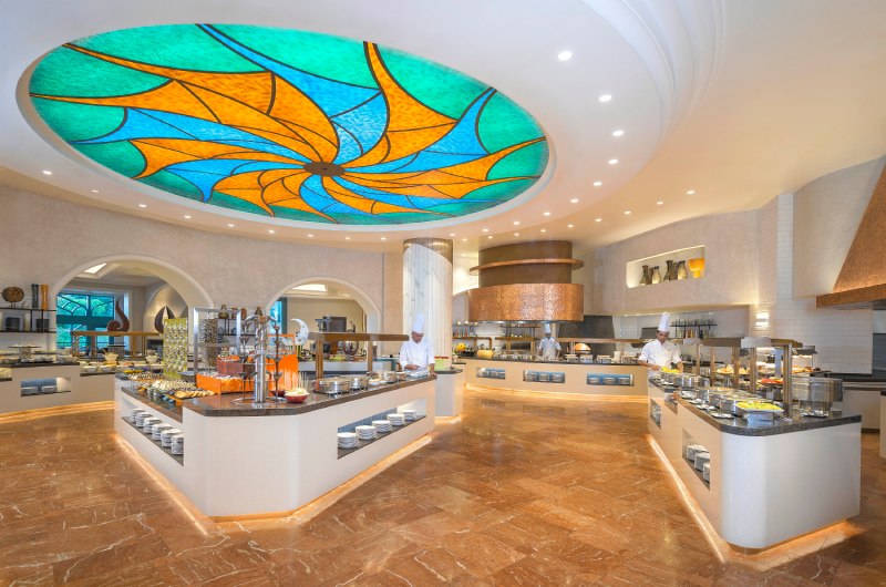 Dubai Bachelorette Destination kaleidoscope restaurant blue ceiling Dubai Bachelorette Destination kaleidoscope restaurant blue ceiling