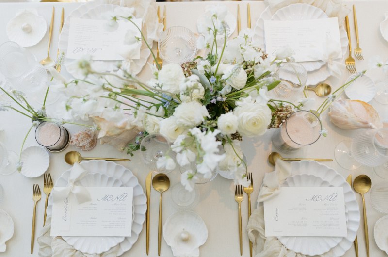Coastal Meets Midwestern Elegance table setting Coastal Meets Midwestern Elegance table setting
