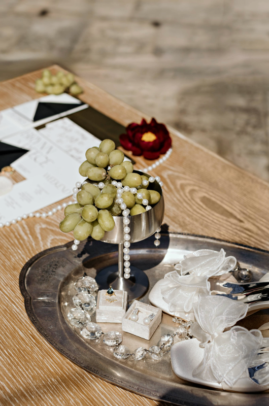 bardessono styled shoot olive cup and ice