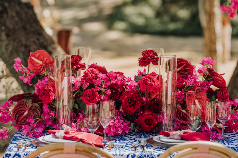 The Rock House Trendsetter Award The Styled Challenge Austin Parvinder flowers on table The Rock House Trendsetter Award The Styled Challenge Austin Parvinder flowers on table