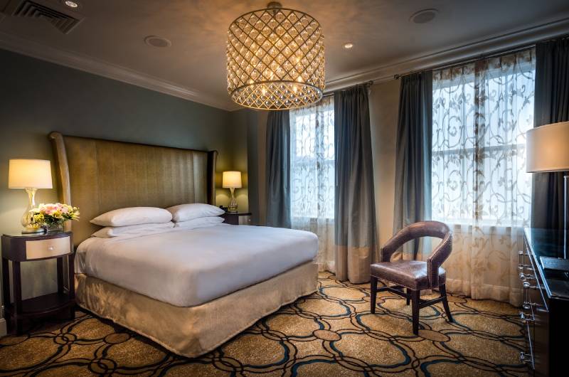 The Picturesque Hilton Baton Rouge Capitol Center Mezanine Bedroom The Picturesque Hilton Baton Rouge Capitol Center Mezanine Bedroom