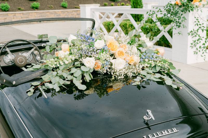 Southern Florals at the White Dove Barn Nashville Tennessee Car Southern Florals at the White Dove Barn Nashville Tennessee Car
