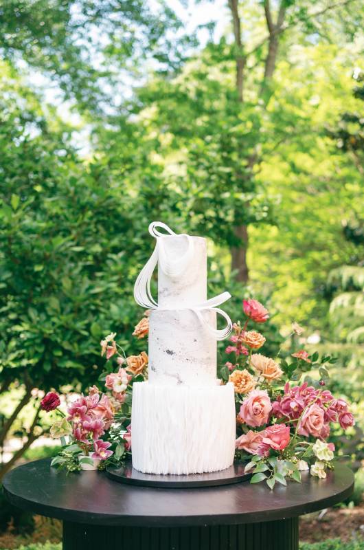 Garden Elegance at the Swan House Atlanta Georgia Cake