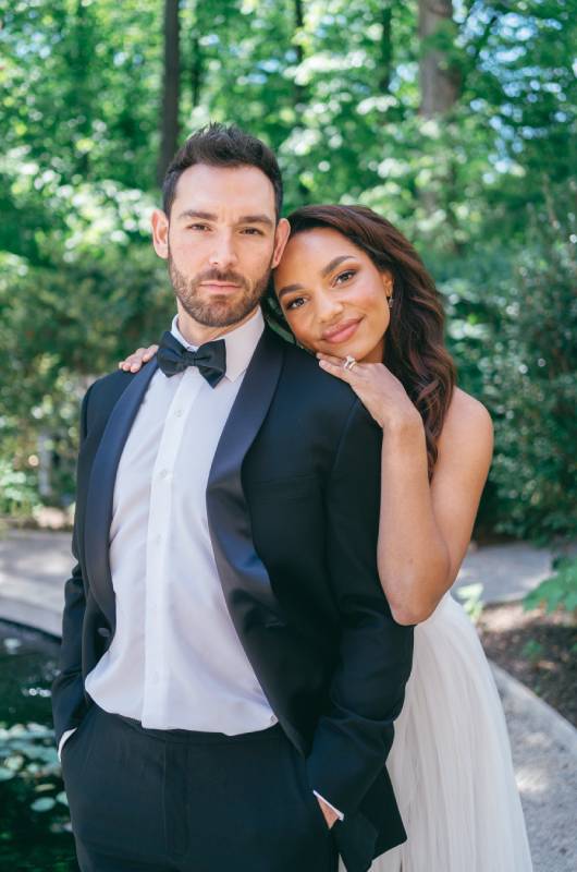 Garden Elegance at the Swan House Atlanta Georgia Couple