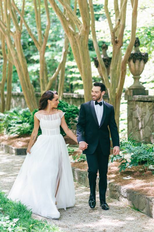 Garden Elegance at the Swan House Atlanta Georgia Hand in Hand
