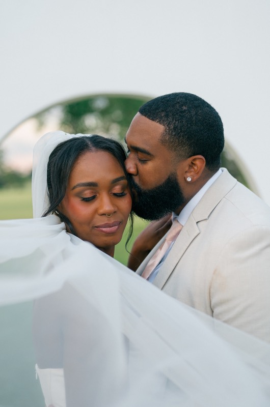Costal Garden Party Nashville Tennessee Forehead Kiss