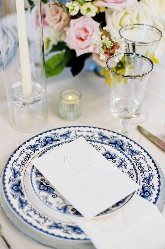 Timeless Elegance A Classic Blue & White Chinoiserie Inspired Styled Shoot in Boerne TX blue plate design