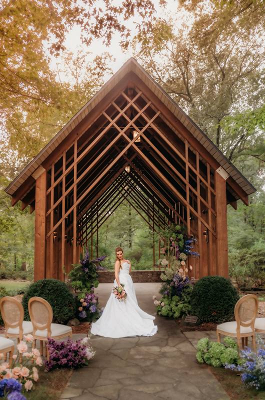 Blecken Chapel Bespoke Award & Social Media Award - The Styled Challenge Memphis TN Bride