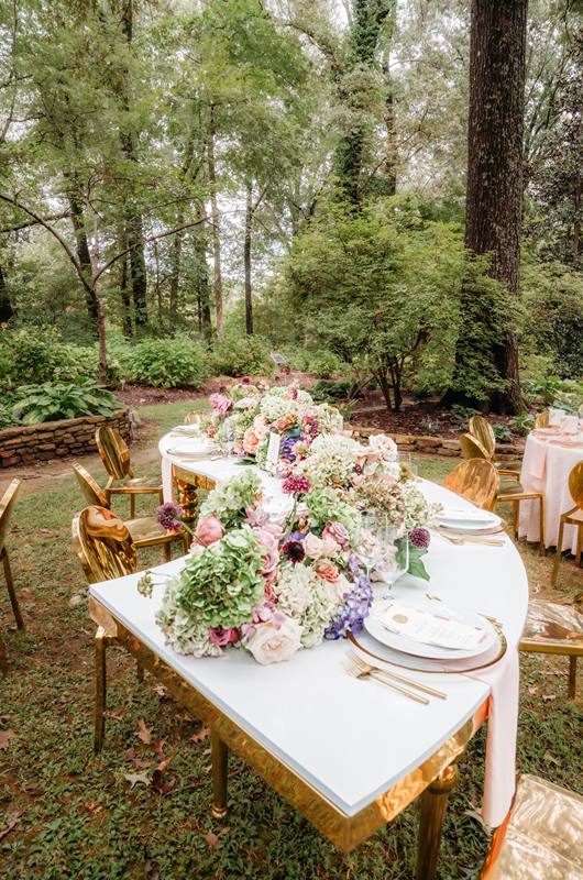 Blecken Chapel Bespoke Award & Social Media Award - The Styled Challenge Memphis TN Curved Table