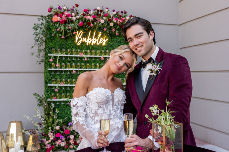 Trendsetter Award Chateau Elan Bride & Groom Cocktail Hour