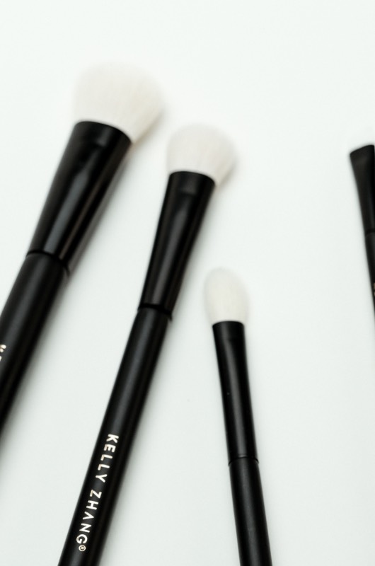 Kelly Zhang 2025 Bridal Makeup Trends Brushes