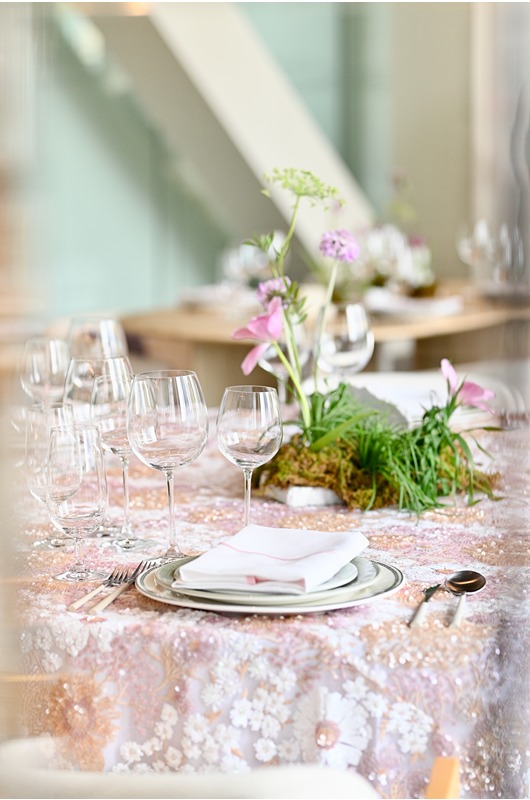 liva and co events wins trendsetter award the styled challenge las vegas textured tablecloth