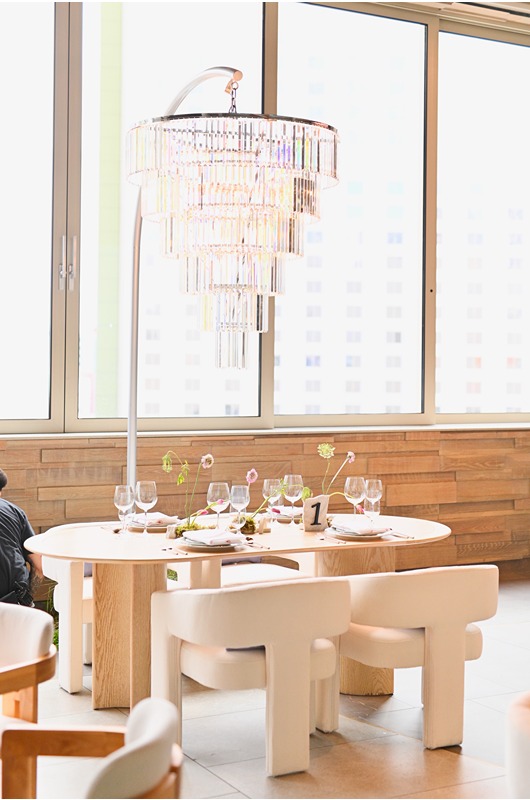 liva and co events wins trendsetter award the styled challenge las vegas dinner table