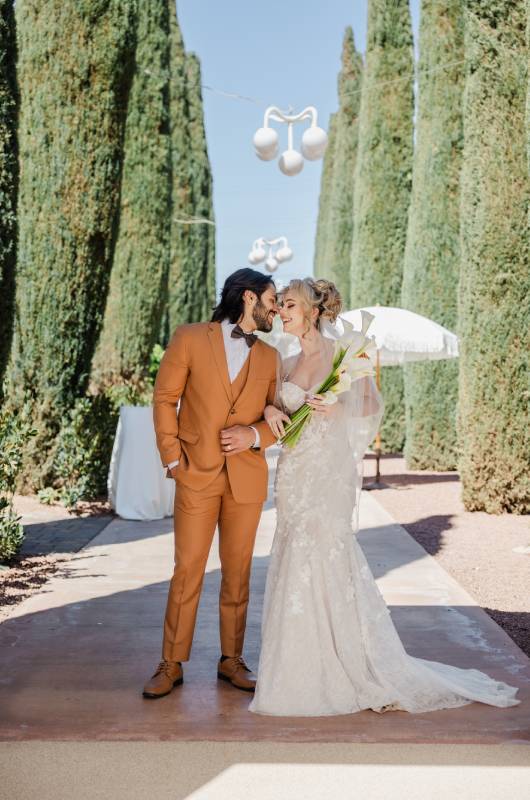 desi camille weddings events wins big the styled challenge las vegas lights