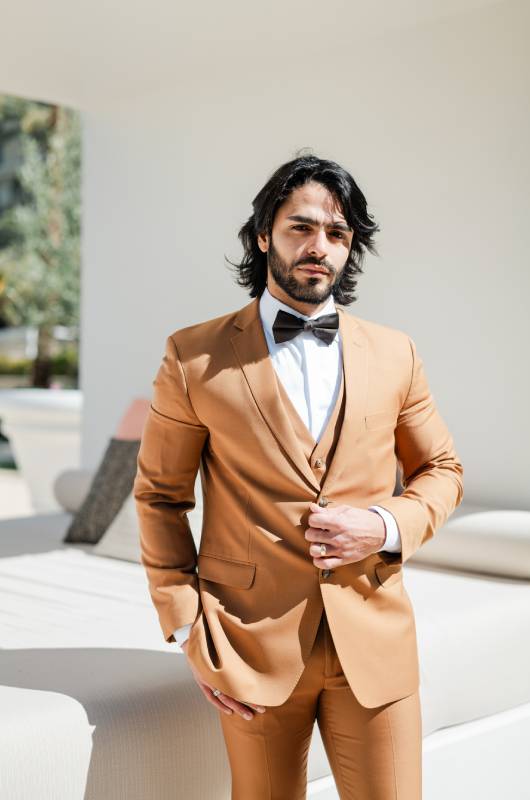 Desi Camille Weddings Events Wins Best Design The Styled Challenge Las Vegas groom