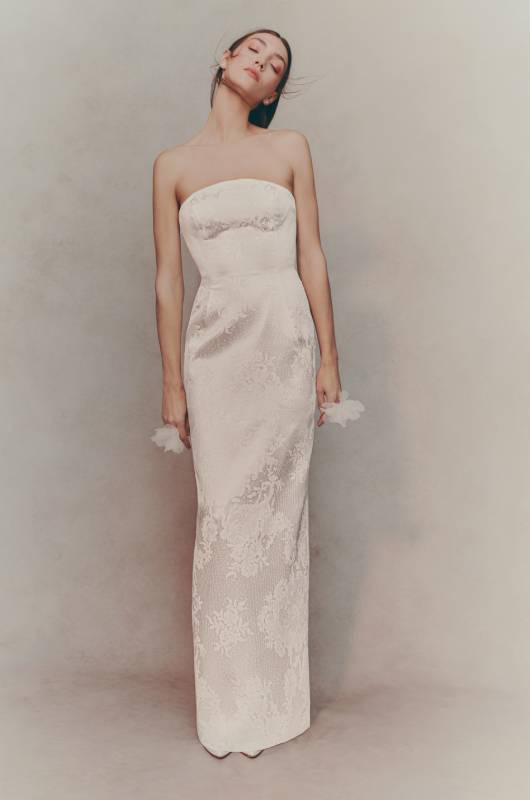 Predicting Taylor Swift's Wedding Dress: A Pronovias Perspective | Southern  Bride