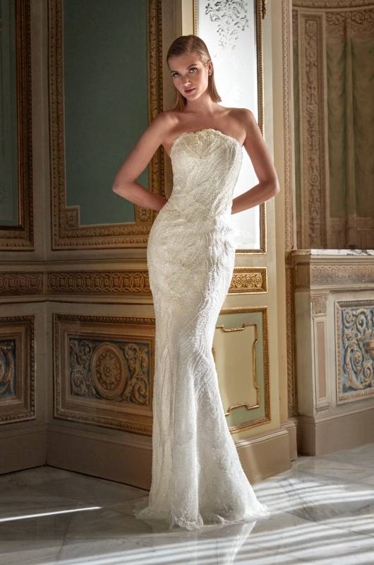 Predicting Taylor Swift's Wedding Dress: A Pronovias Perspective | Southern  Bride