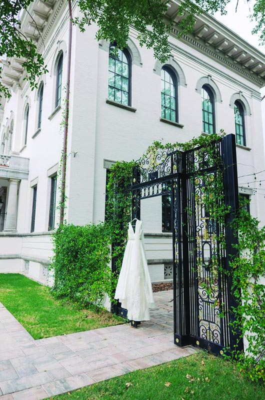 Old Money Meets Mocha Mousse – The First Look That Finally Happened dress at the gate
