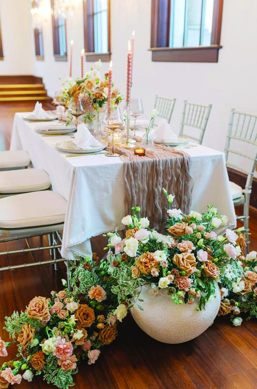 Old Money Meets Mocha Mousse – The First Look That Finally Happened table setting
