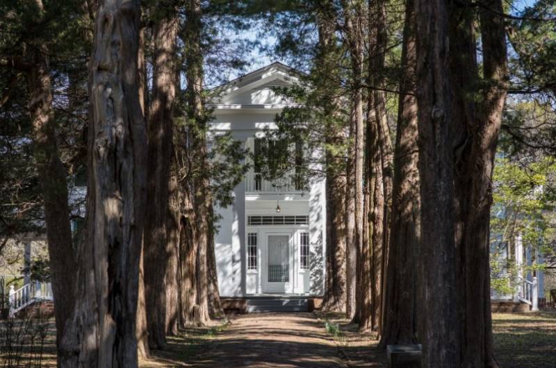 oxford mississippi a storybook setting for a southern destination wedding faulkner house