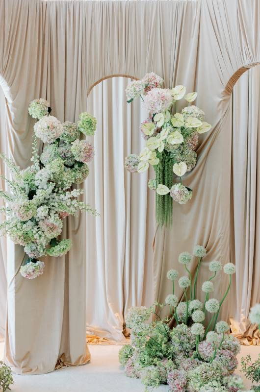 parties-ala-carte-wins-best-design-award-the-styled-challenge-tampa-florida-ceremony-floral-decor