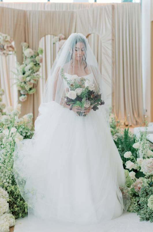 parties-ala-carte-wins-best-design-award-the-styled-challenge-tampa-florida-bride-and-veil
