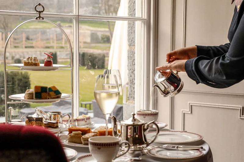 an irish fairytale cashel palace the crown jewel of co tipperary ireland queen annes room an irish fairytale cashel palace the crown jewel of co tipperary ireland queen annes room