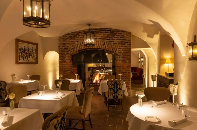 an irish fairytale cashel palace the crown jewel of co tipperary ireland the bishops buttery restaurant an irish fairytale cashel palace the crown jewel of co tipperary ireland the bishops buttery restaurant