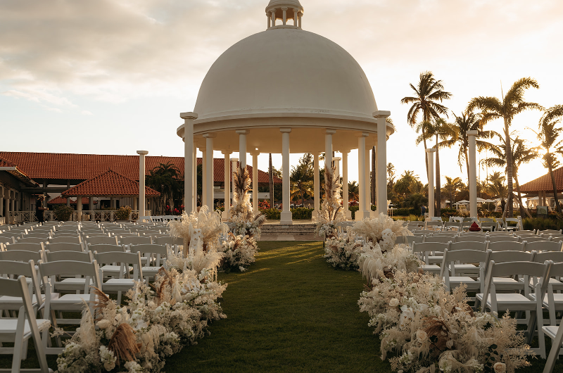 Hyatt Regency Puerto Rico’s Holiday Season Is the Perfect Time to Say ‘I Do’” dome ceremony Hyatt Regency Puerto Rico’s Holiday Season Is the Perfect Time to Say ‘I Do’” dome ceremony