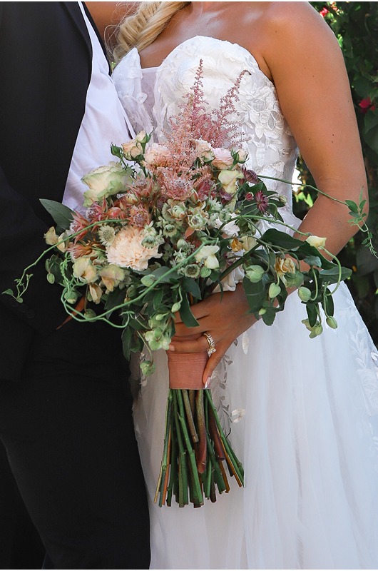 Santorini Wedding Style Intimate Morning Shoot And Sunset Elopement bridal bouquet